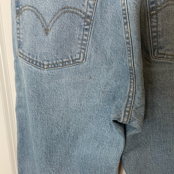 Levis Ribcage Straight Jeans - Picture 3 of 4